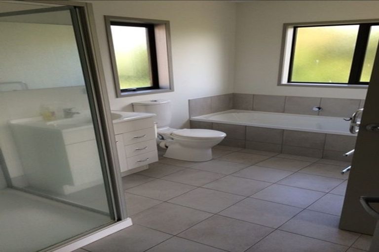 Photo of property in 82b Gibson Road, Tuakau, 2121