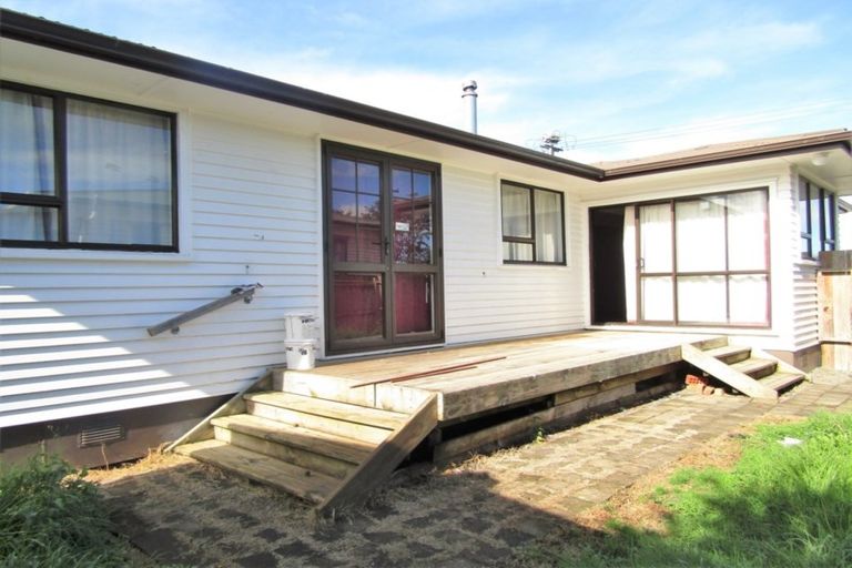 Photo of property in 101a Russell Road, Manurewa, Auckland, 2102
