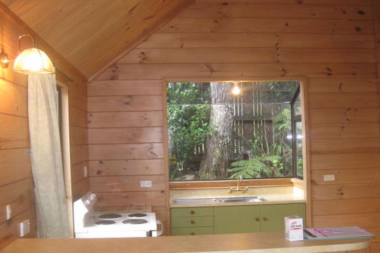 Photo of property in 33a Brixton Road, Manly, Whangaparaoa, 0930