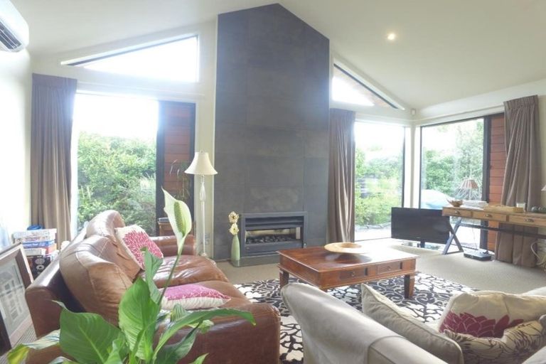 Photo of property in 6 Rannoch Drive, Jacks Point, Queenstown, 9371