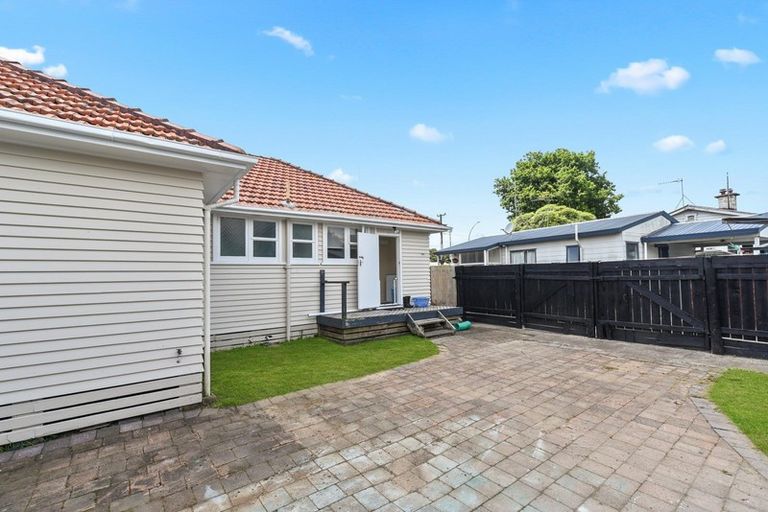 Photo of property in 41 Avalon Drive, Nawton, Hamilton, 3200