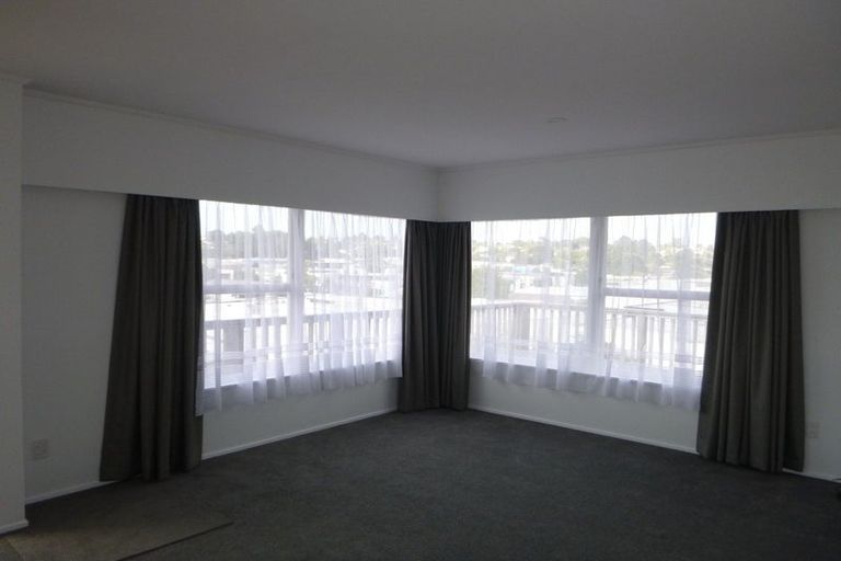 Photo of property in 2/115 Target Road, Wairau Valley, Auckland, 0629