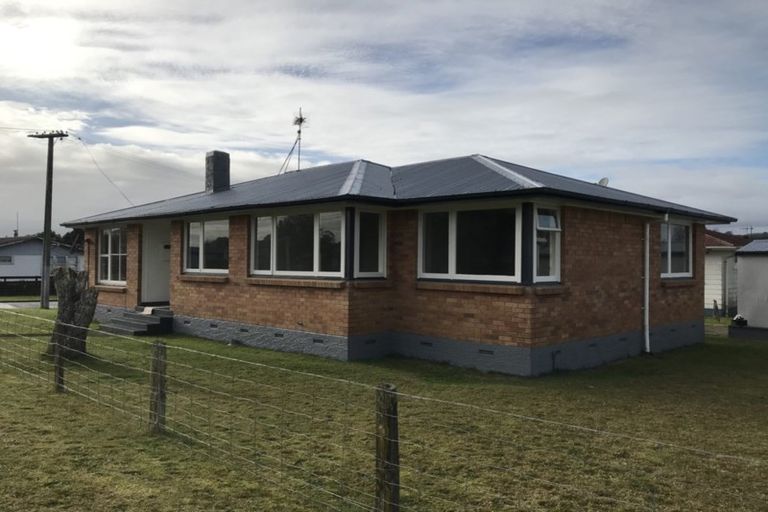 Photo of property in 2 Fergusson Street, Huntly, 3700
