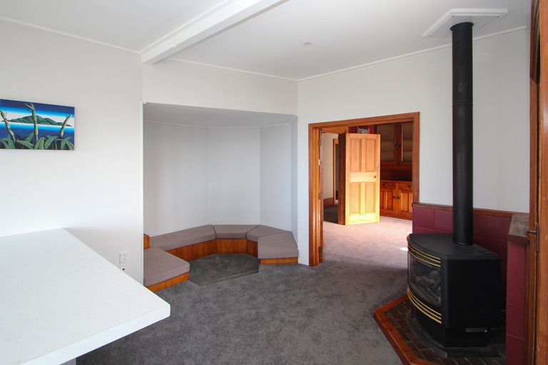 Photo of property in 38 Ure Street, South Hill, Oamaru, 9400