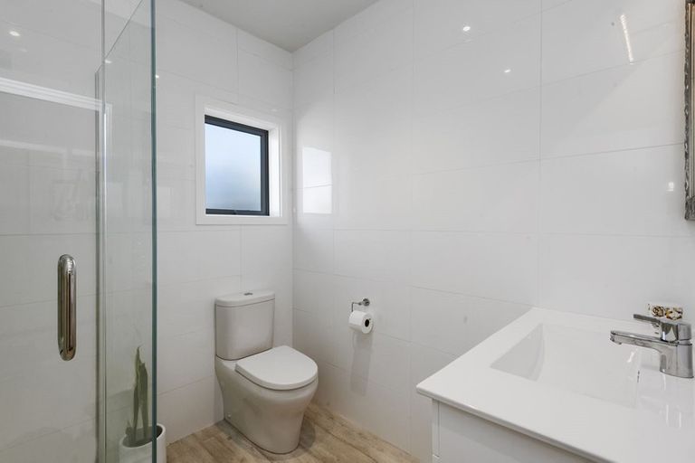 Photo of property in 53 Kotare Street, Fendalton, Christchurch, 8041