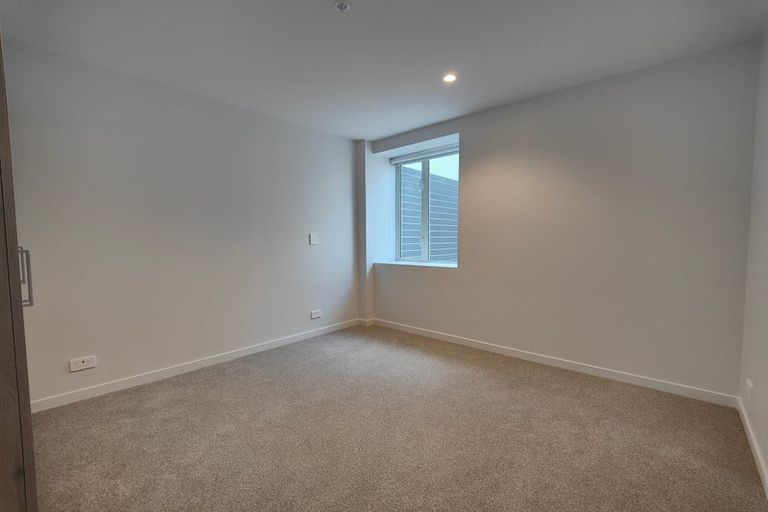 Photo of property in 203/32 Kent Terrace, Mount Victoria, Wellington, 6011