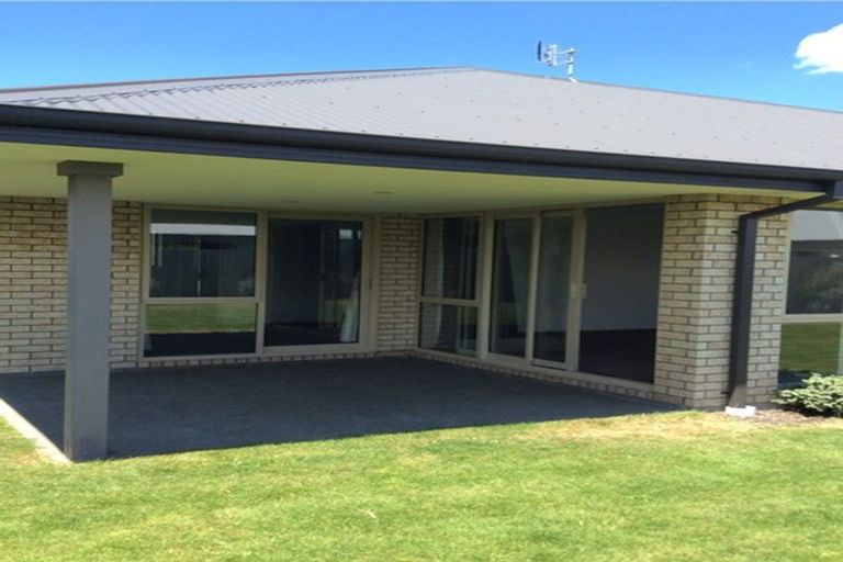 Photo of property in 4 Jefferson Close, Halswell, Christchurch, 8025