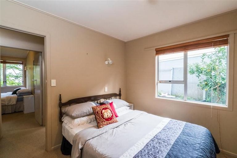 Photo of property in 131 Karewa Parade, Papamoa Beach, Papamoa, 3118