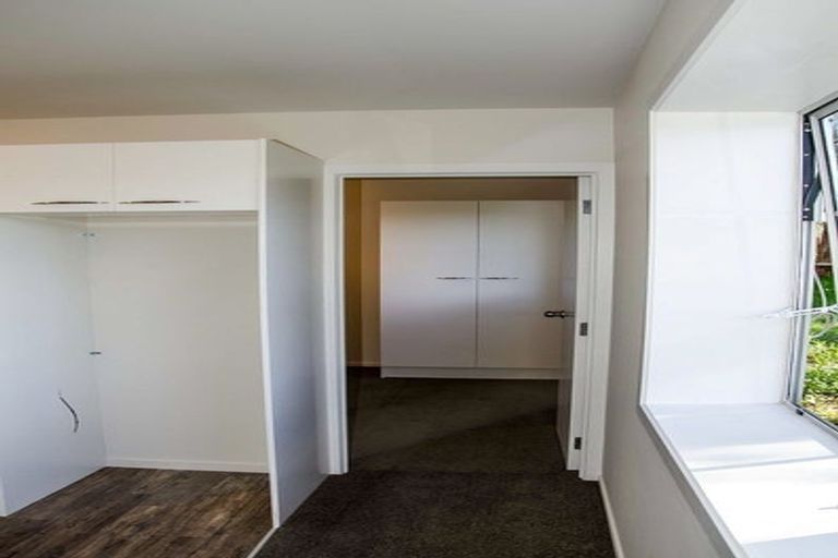 Photo of property in 1/39 Bayview Road, Bayview, Auckland, 0629