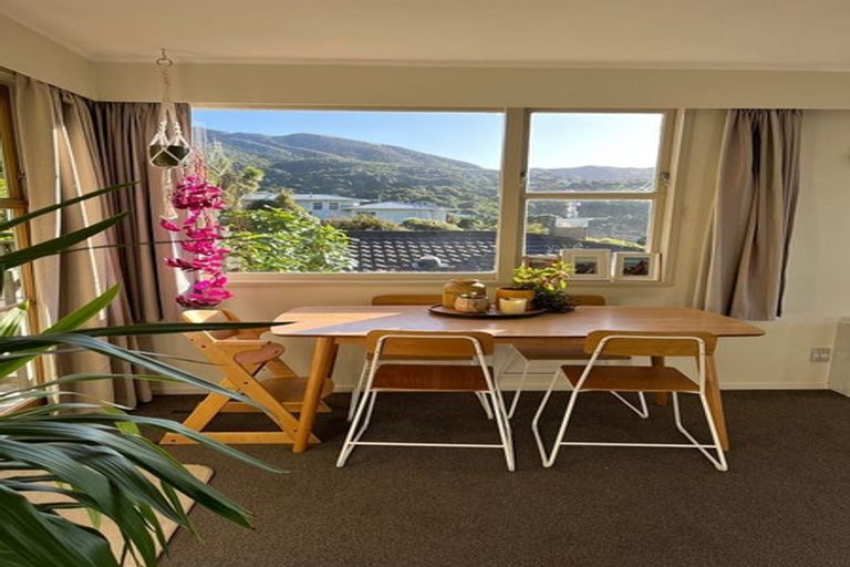 Photo of property in 26 Winston Street, Crofton Downs, Wellington, 6035