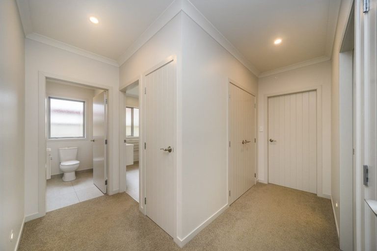Photo of property in 4 Montgomery Terrace, Hokowhitu, Palmerston North, 4410