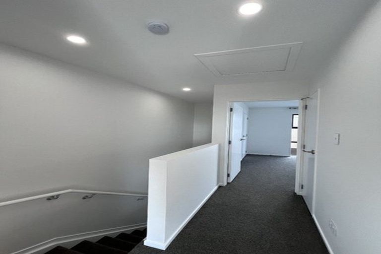 Photo of property in 9 Raupeti Lane, Henderson, Auckland, 0612