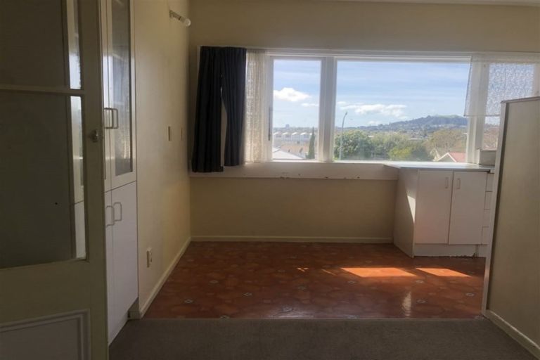 Photo of property in 2 Eden View Road, Sandringham, Auckland, 1025