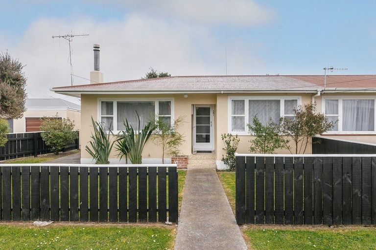 Photo of property in 341 Botanical Road, West End, Palmerston North, 4412