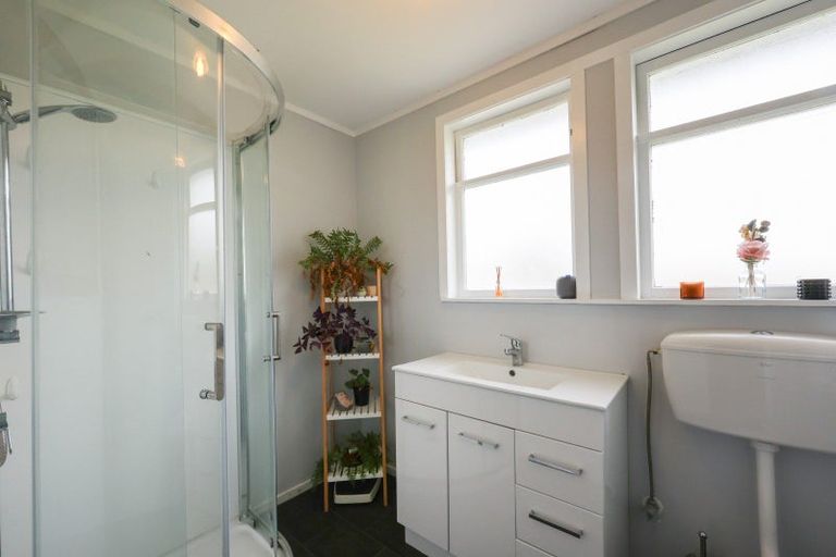 Photo of property in 40 Seddon Street, Takaro, Palmerston North, 4412