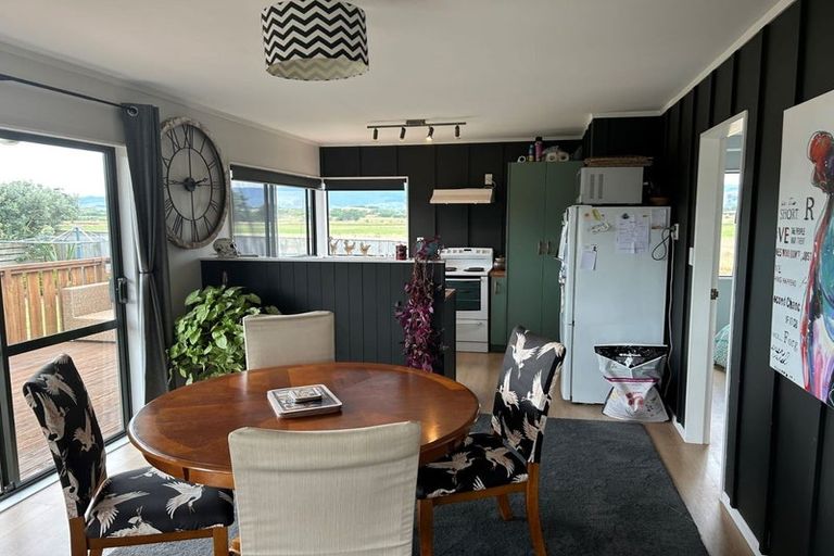 Photo of property in 26 Kitchener Street, Te Horo Beach, Otaki, 5581