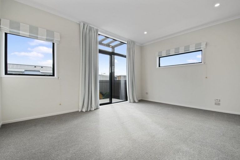 Photo of property in 161 Hobsonville Point Road, Hobsonville, Auckland, 0616