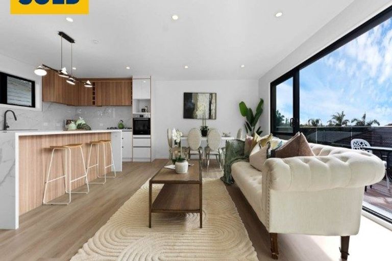 Photo of property in 16b Brandon Road, Glen Eden, Auckland, 0602