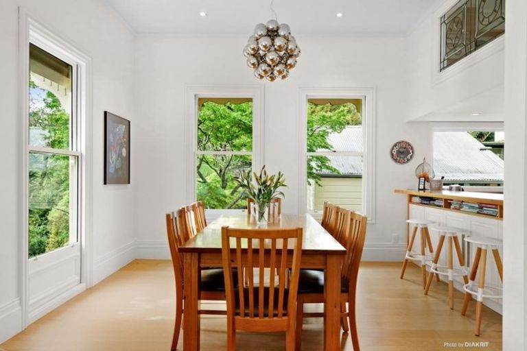 Photo of property in 92 Cecil Road, Wadestown, Wellington, 6012
