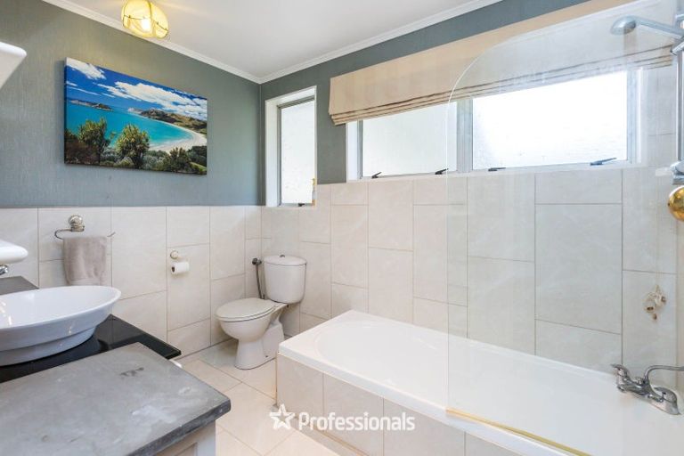 Photo of property in 169 California Drive, Totara Park, Upper Hutt, 5018
