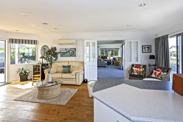 Photo of property in 61 Hamurana Road, Omokoroa, 3114