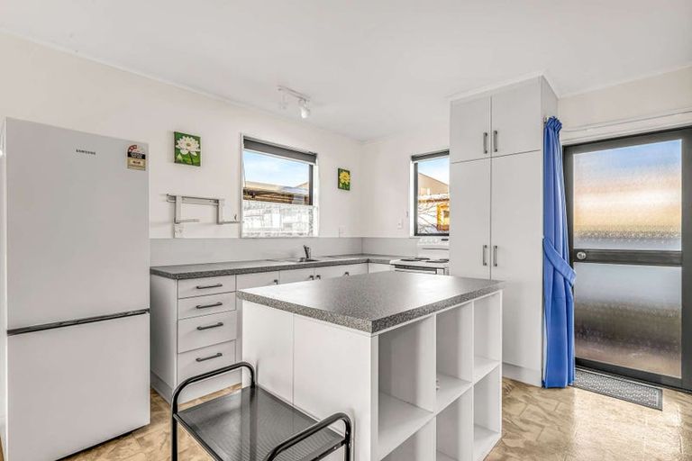 Photo of property in 105 Charles Street, Blenheim, 7201