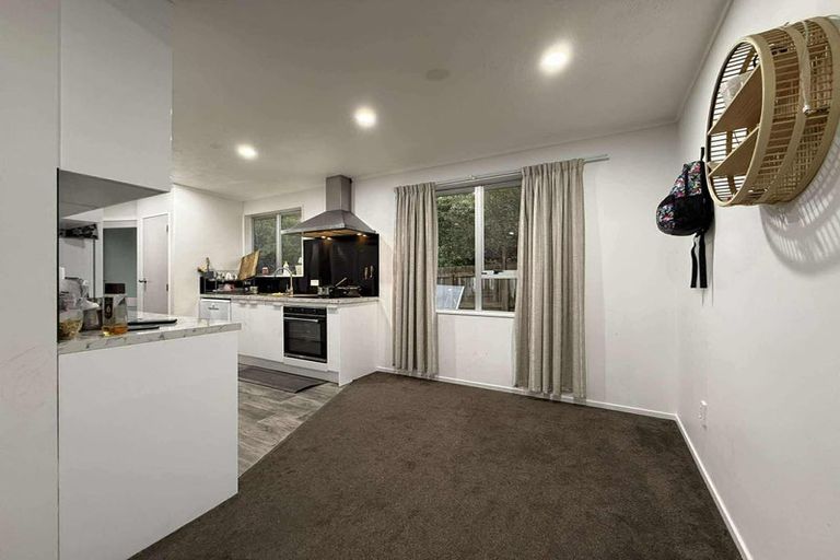 Photo of property in 18 Thimble Lane, Whitby, Porirua, 5024