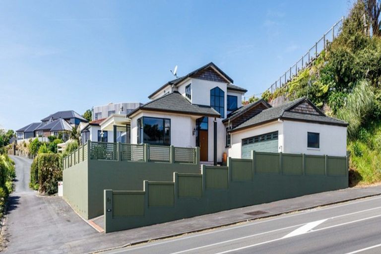 Photo of property in 87 Eliot Street, New Plymouth, 4310