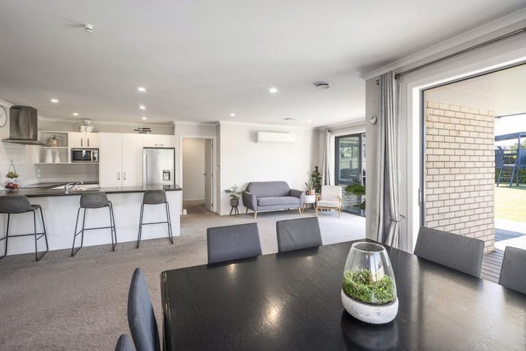 Photo of property in 14 Twain Crescent, Owhata, Rotorua, 3010