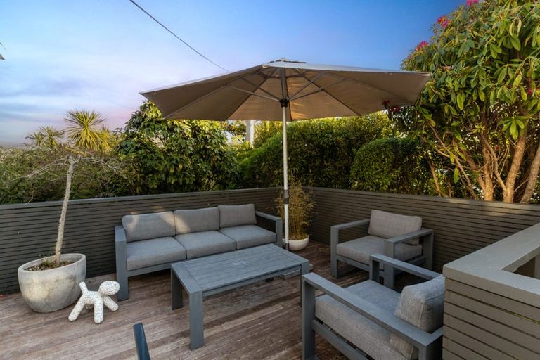 Photo of property in 38a Friend Street, Karori, Wellington, 6012