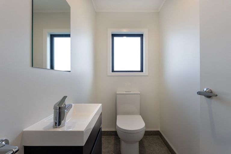 Photo of property in 450 Cambridge Terrace, Naenae, Lower Hutt, 5011