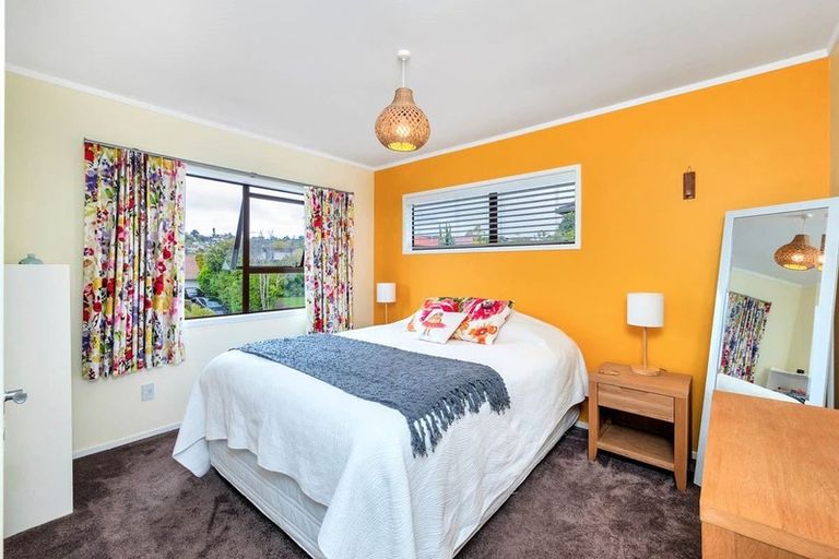 Photo of property in 40 Redwing Street, Browns Bay, Auckland, 0630