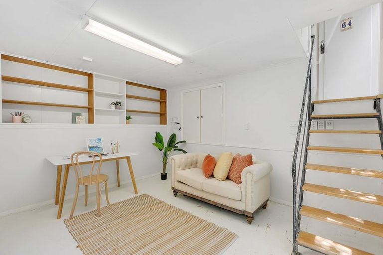 Photo of property in 64 Cluny Road, Plimmerton, Porirua, 5026