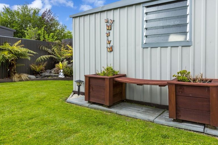 Photo of property in 61 Hikurangi Street, Trentham, Upper Hutt, 5018
