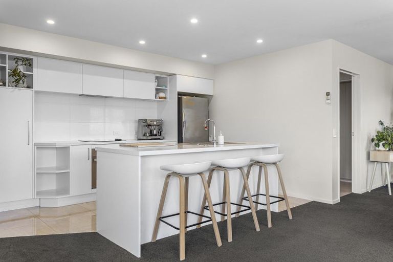 Photo of property in 5 Hamlett Drive, Woodend, 7610