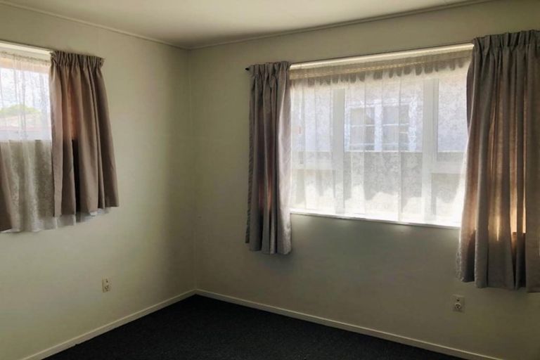 Photo of property in 916 Lawrence Street, Akina, Hastings, 4122