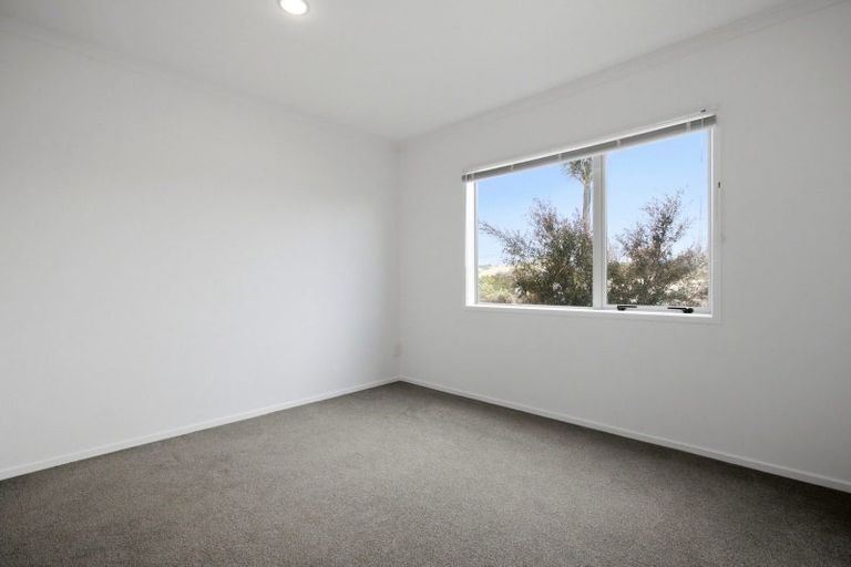 Photo of property in 16a Dickson Road, Papamoa Beach, Papamoa, 3118