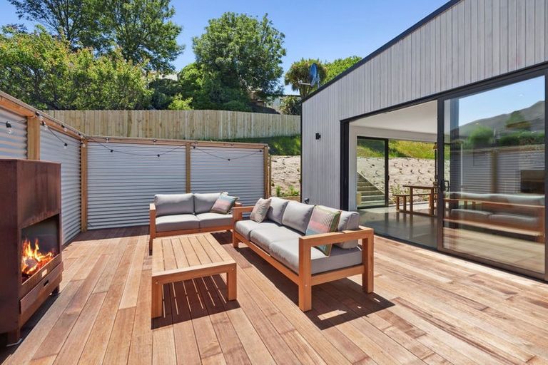 Photo of property in 3 Waxeye Lane, Lake Hawea, 9382