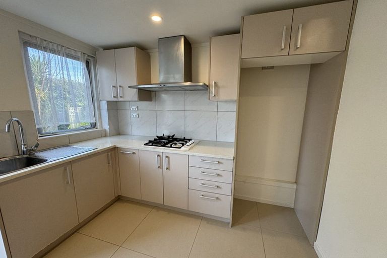Photo of property in 1/14 Chequers Avenue, Glenfield, Auckland, 0629