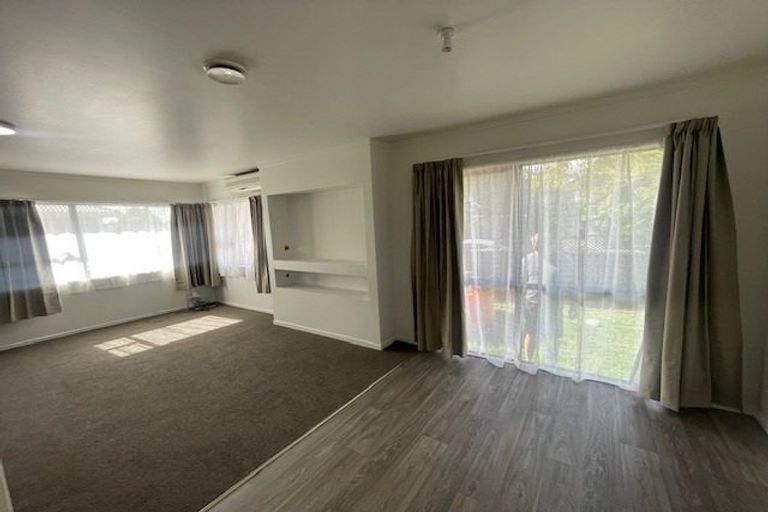 Photo of property in 7 Southview Place, Wattle Downs, Auckland, 2102