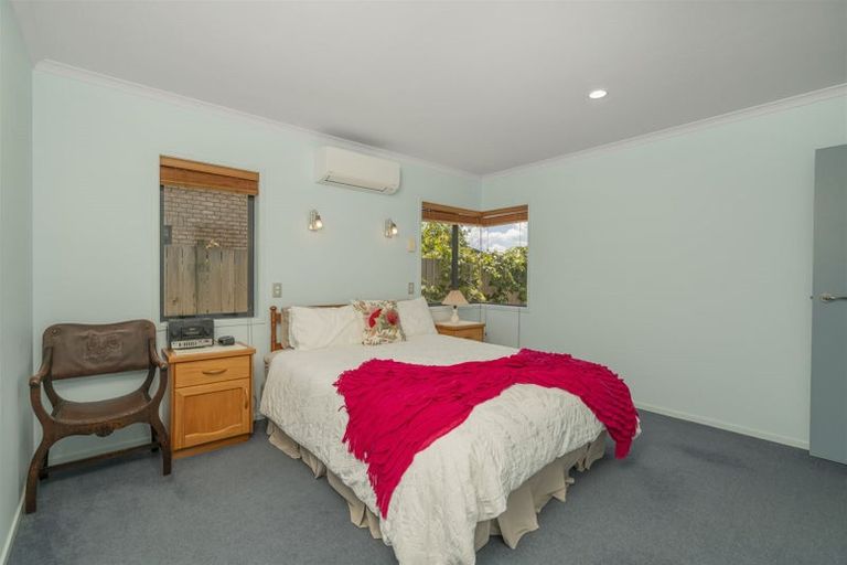 Photo of property in 12 Cobham Lane, Whitianga, 3510
