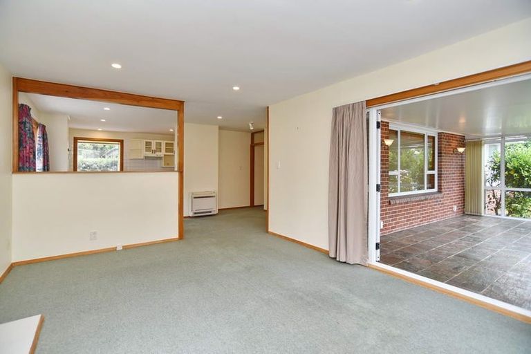 Photo of property in 184 Withells Road, Avonhead, Christchurch, 8042