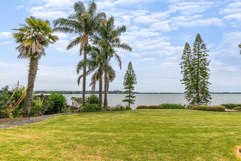 Photo of property in 44 Bramley Drive, Farm Cove, Auckland, 2012