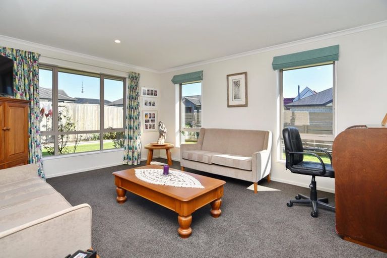 Photo of property in 12d Watkins Drive, Rangiora, 7400