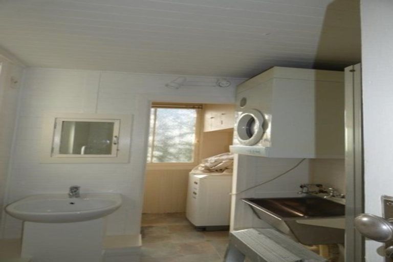 Photo of property in 2 Easdale Street, Kelburn, Wellington, 6012