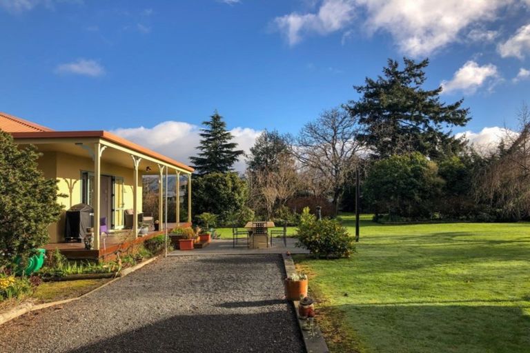 Photo of property in 26 Brooklyn Road, Carterton, 5713