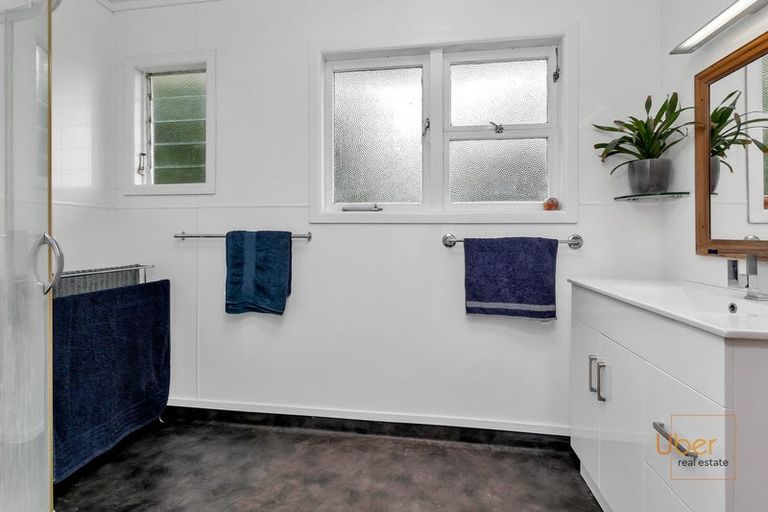 Photo of property in 11 Sunnyside Street, Onerahi, Whangarei, 0110