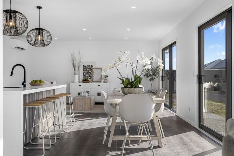 Photo of property in 15 Bob Reid Crescent, Darfield, 7571