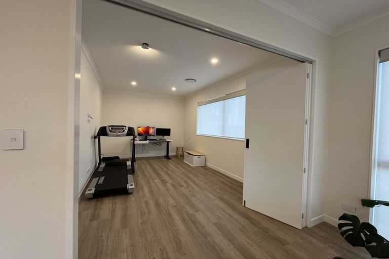 Photo of property in 13a Graeme Avenue, Mangere East, Auckland, 2024