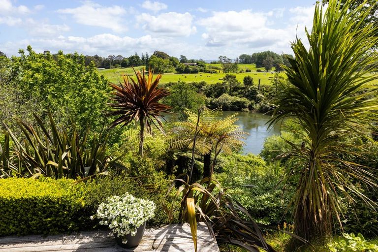 Photo of property in 1881 River Road, Flagstaff, Hamilton, 3210